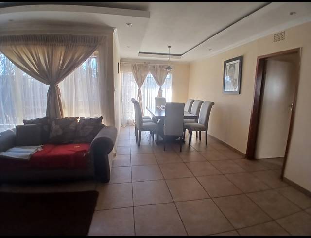 3 BEDROOM HOUSE FOR SALE IN DINWIDDIE